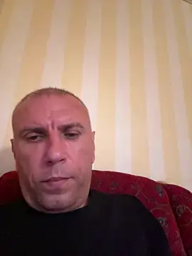 Snapshot of sashaalexandru chatting on May 31, 4:47 pm sashaalexandru online show from May 31, 4:47 pm