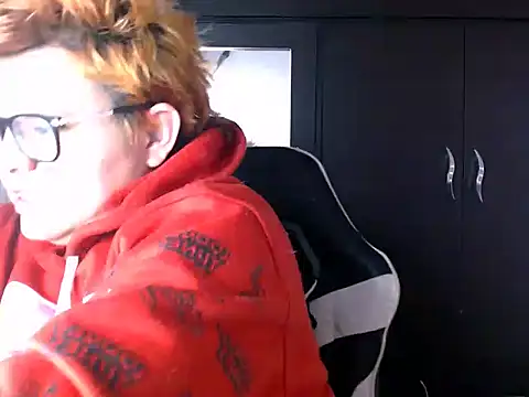 Snapshot of Kristy_rouseXXX chatting on June 30, 1:45 pm Kristy rouseXXX online show from June 30, 1:45 pm