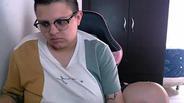 Snapshot of Kristy_rouseXXX chatting on July 26, 5:53 pm Kristy rouseXXX online show from July 26, 5:53 pm