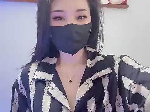 Annie Nie online show from July 17, 8:32 am