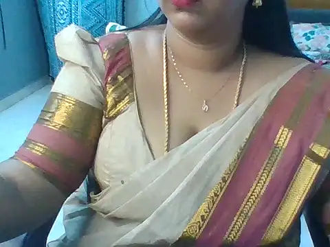 Snapshot of Tamil_hot_Meenu chatting on June 26, 4:22 pm Tamil hot Meenu online show from June 26, 4:22 pm