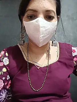 Lovely-Manisha143 online show from July 10, 10:56 pm
