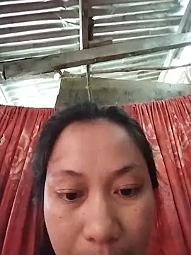Yummyleyn online show from June 2, 1:40 am