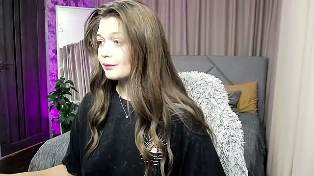 AliceeJin online show from July 25, 10:35 am