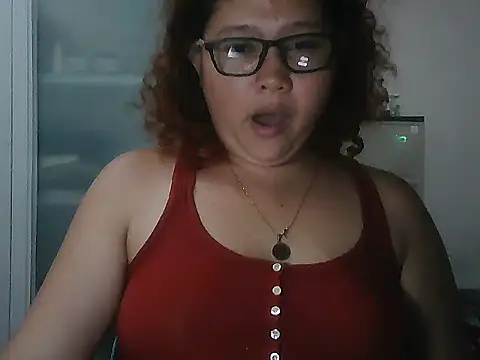bitchychubby online show from July 14, 1:50 pm
