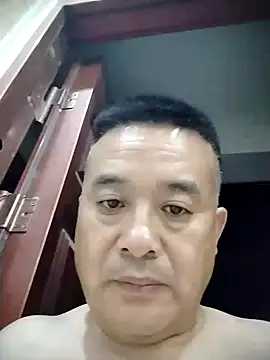 Snapshot of woailllll chatting on July 19, 1:37 pm woailllll online show from July 19, 1:37 pm