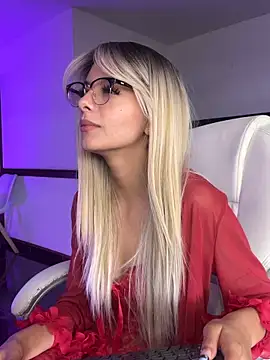 Snapshot of Peytongh_ chatting on June 15, 7:27 pm Peytongh online show from June 15, 7:27 pm