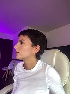 Snapshot of Peytongh_ chatting on July 4, 7:31 pm Peytongh online show from July 4, 7:31 pm