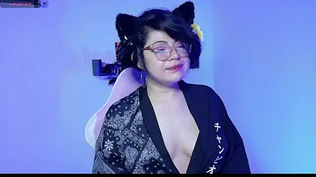 Snapshot of Meow_cat4 chatting on June 21, 12:41 pm Meow cat4 online show from June 21, 12:41 pm