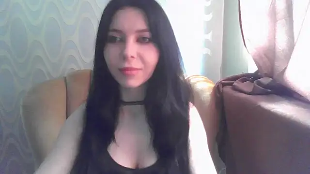 Snapshot of RileyTight chatting on June 20, 8:17 am RileyTight online show from June 20, 8:17 am
