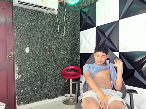 davexxx  online show from July 16, 3:34 am