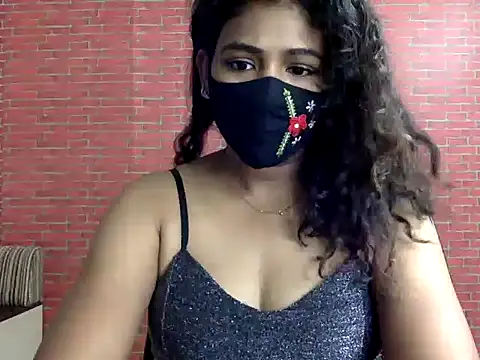 Snapshot of Nisha-moon chatting on August 2, 7:07 am Nisha-moon online show from August 2, 7:07 am
