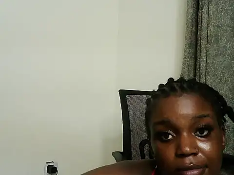 Snapshot of Godessbree chatting on June 14, 2:57 am Godessbree online show from June 14, 2:57 am