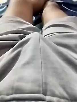 yummy-cock online show from June 21, 6:32 pm