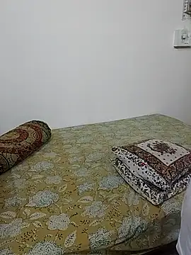 hot-shailu online show from June 16, 3:47 pm