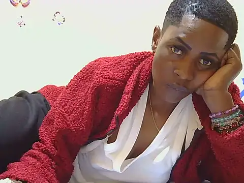 Snapshot of lunah_sexxy chatting on June 30, 5:14 pm lunah sexxy online show from June 30, 5:14 pm