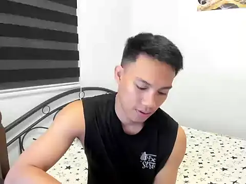 urfucker vinz online show from July 2, 2:12 pm