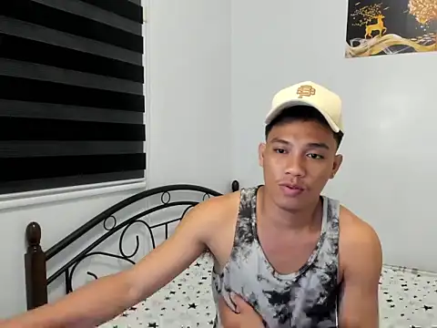 urfucker vinz online show from July 12, 2:52 pm