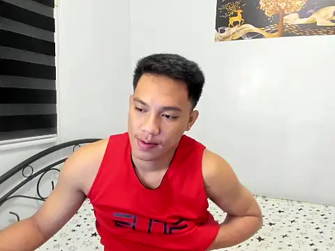 urfucker vinz online show from July 19, 12:42 pm