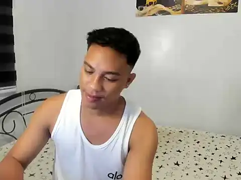 urfucker vinz online show from July 27, 12:34 pm