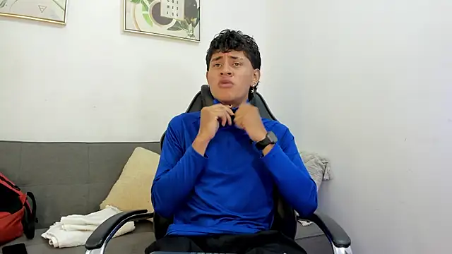 Snapshot of Joshua_Fox chatting on June 17, 7:37 pm Joshua Fox online show from June 17, 7:37 pm