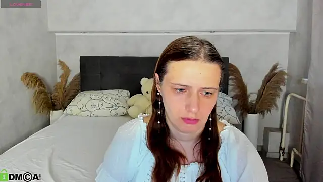 Snapshot of Kathrine-Meyer chatting on June 26, 12:59 am Kathrine-Meyer online show from June 26, 12:59 am