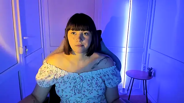 Vanilla Vixen online show from July 14, 12:11 pm