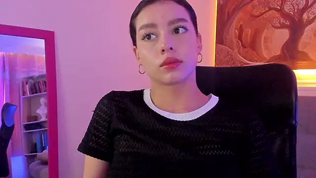 meloddy rouss  online show from June 11, 8:07 pm
