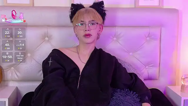 Kim Adrien online show from June 23, 4:54 am