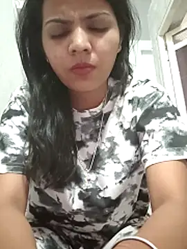 Snapshot of Alishasheikh21 chatting on June 4, 9:54 pm Alishasheikh21 online show from June 4, 9:54 pm