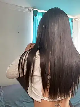 Snapshot of Camila_Duarte_2 chatting on July 8, 1:59 pm Camila Duarte 2 online show from July 8, 1:59 pm