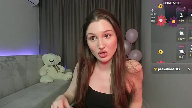 Snapshot of tender_babyyy chatting on June 18, 6:56 pm tender babyyy online show from June 18, 6:56 pm