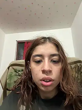 Cherry Luna1 online show from June 19, 11:41 pm