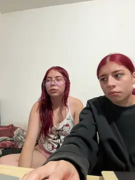 Cherry Luna1 online show from July 13, 8:06 am