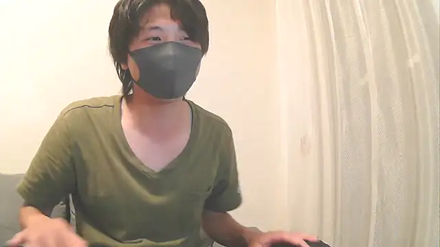 Snapshot of Natsu_x_ chatting on August 1, 3:44 pm Natsu x online show from August 1, 3:44 pm