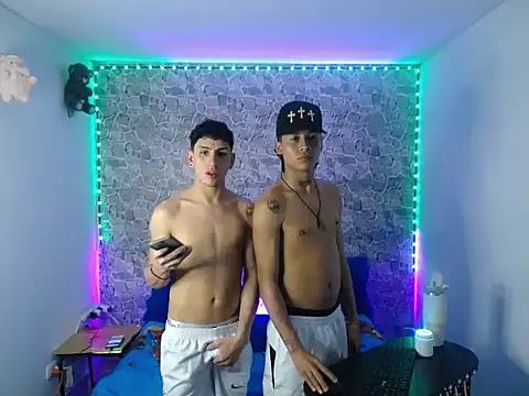 Snapshot of TheHotDuo19 chatting on July 24, 3:59 am TheHotDuo19 online show from July 24, 3:59 am