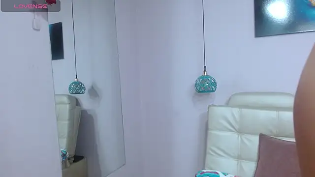 Snapshot of Hana_MorganX chatting on June 23, 7:01 pm Hana MorganX online show from June 23, 7:01 pm