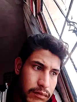 Snapshot of CharlyLmv201 chatting on July 12, 10:23 pm CharlyLmv201 online show from July 12, 10:23 pm