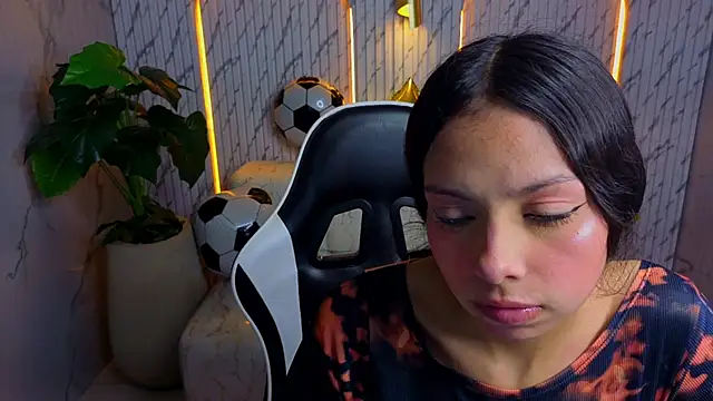 Snapshot of samantha_tx_ chatting on June 23, 3:04 am samantha tx online show from June 23, 3:04 am