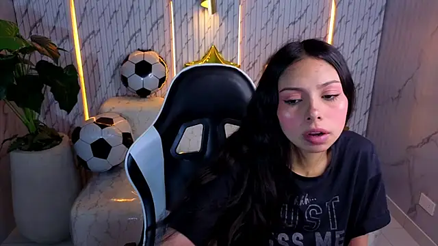 Snapshot of samantha_tx_ chatting on July 10, 3:44 am samantha tx online show from July 10, 3:44 am