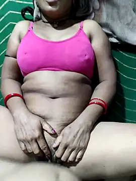 Snapshot of saritabhabixxx chatting on August 1, 6:29 pm saritabhabixxx online show from August 1, 6:29 pm
