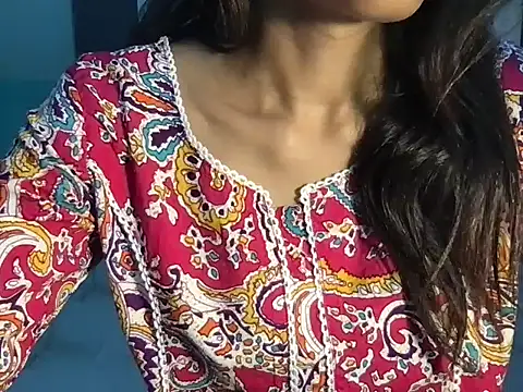Snapshot of SIMRAN_RANI chatting on June 28, 5:35 am SIMRAN RANI online show from June 28, 5:35 am