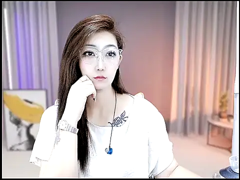 Mimi131499 online show from June 24, 9:30 am