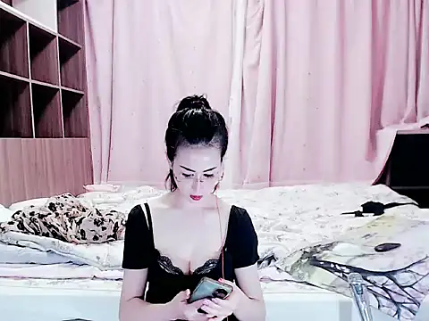 kongbai001 online show from June 8, 5:46 pm