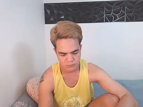 yourmikexxx online show from July 7, 12:53 pm