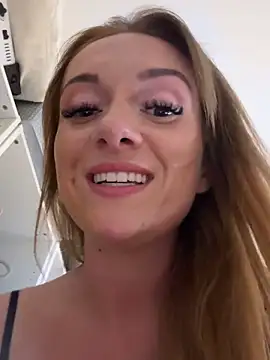 Sofiaswrldxo online show from June 13, 1:36 am