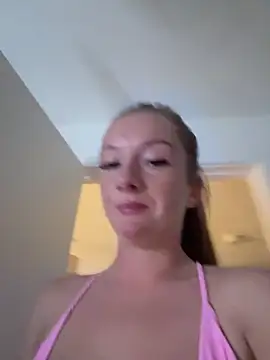 Sofiaswrldxo online show from June 18, 9:08 pm