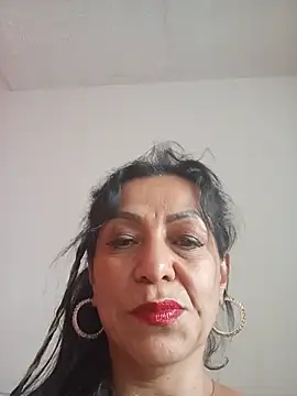 Snapshot of awezomepenelope chatting on June 7, 6:22 pm awezomepenelope online show from June 7, 6:22 pm