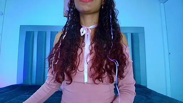 Snapshot of Aylin_valerie chatting on July 18, 7:28 pm Aylin valerie online show from July 18, 7:28 pm