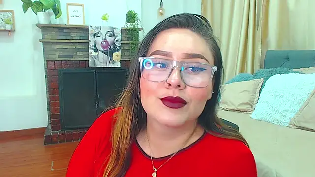 Khalia  online show from June 9, 6:52 pm